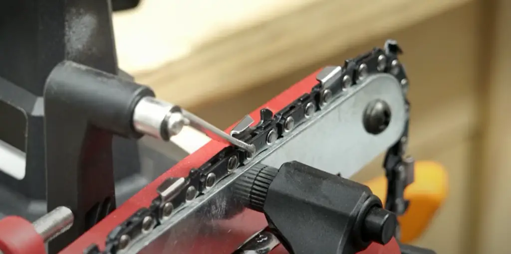 5 Steps to Untangle a Chainsaw Chain PoleSawGuide