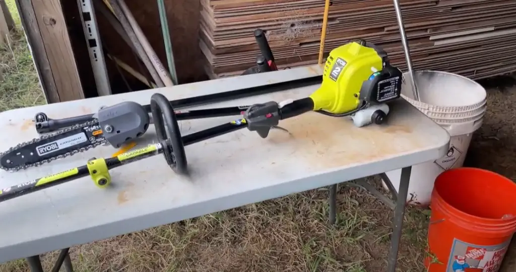 How do you use Ryobi to expand its pole saw?