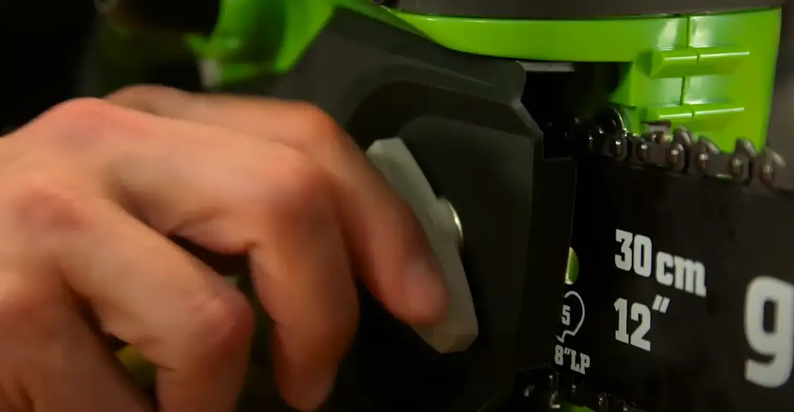 Greenworks Pole Saw Problems What to Do? PoleSawGuide